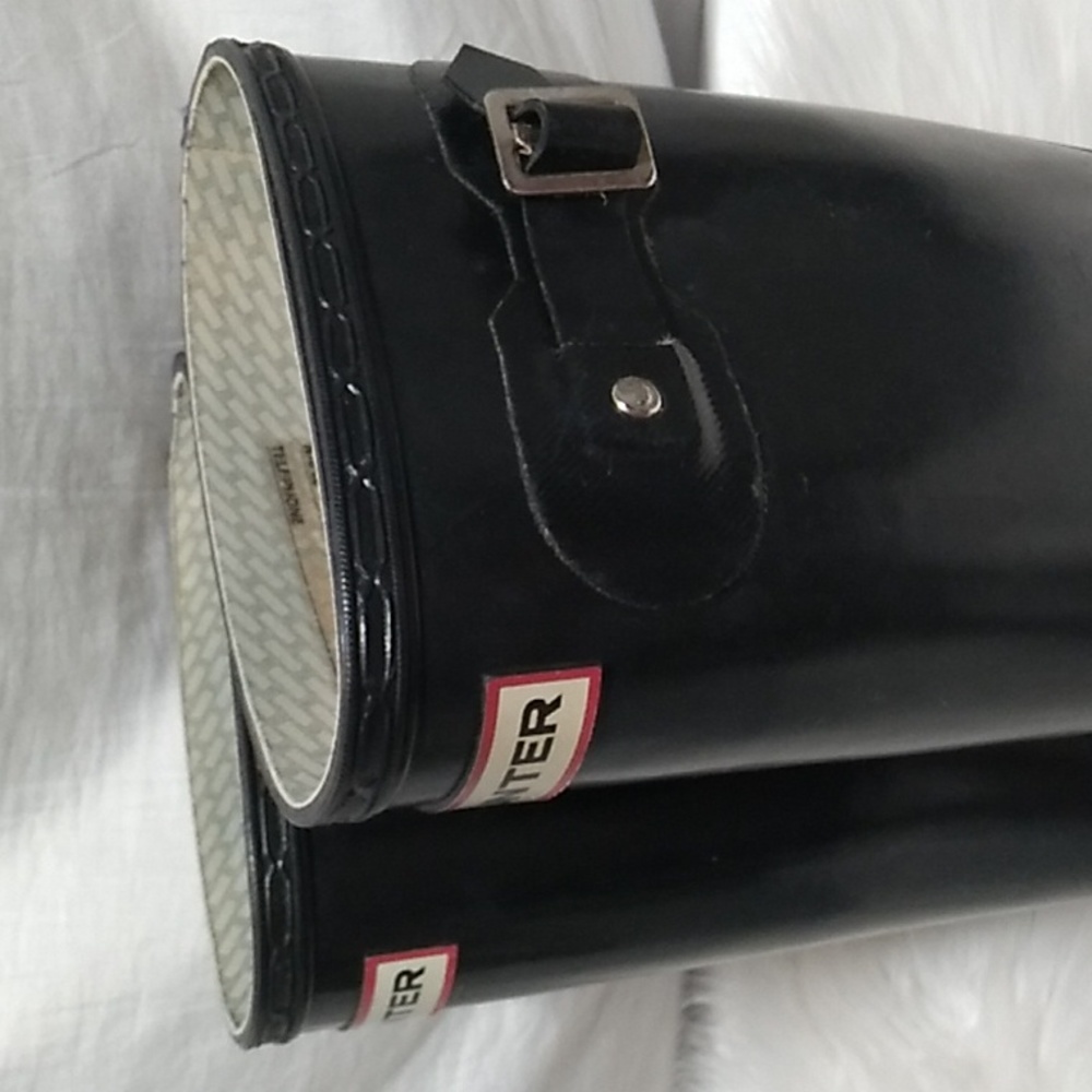 Hunter Boots Gently Worn Sz.5-6 (E-4 CRATE) - Picture 6 of 16